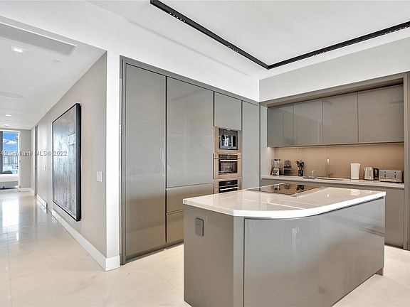 3rd image of 18975 Collins Ave Unit 1801