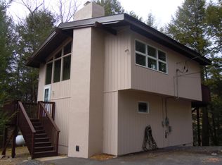 4143 Overlook Ct, East Stroudsburg, PA