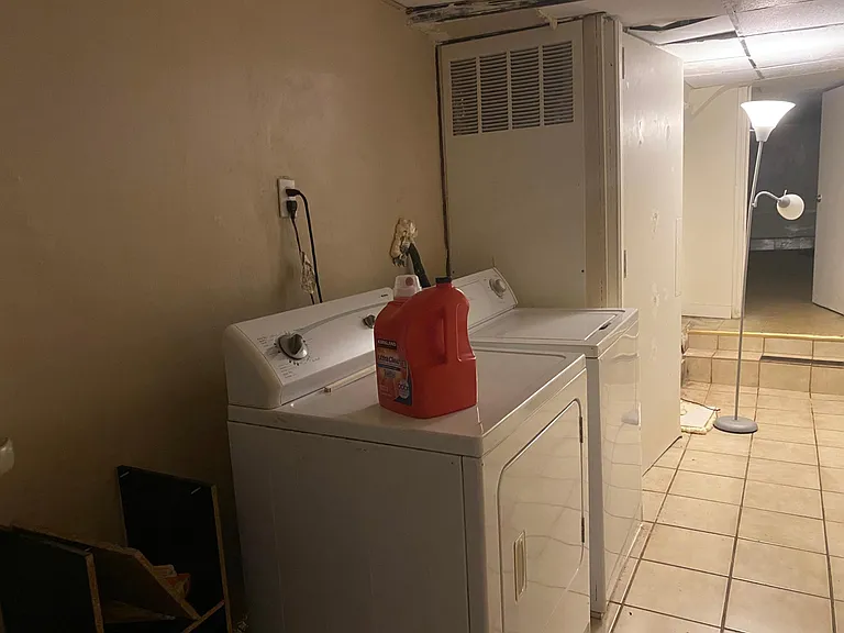 4 Gore Street Pl #A1 — Photo 8
