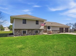 17685 Edgerton Rd, Edgerton, KS 66021