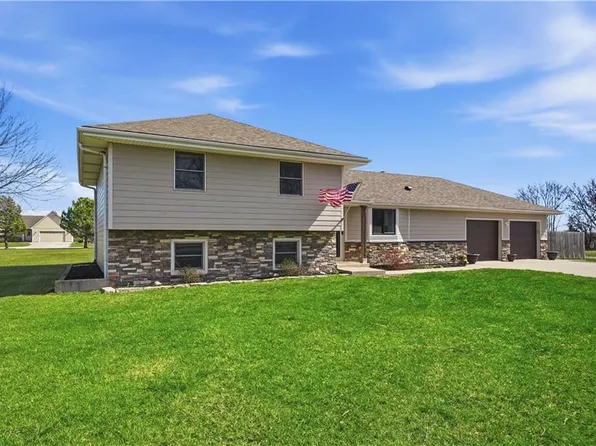 17685 Edgerton Rd, Edgerton, KS 66021