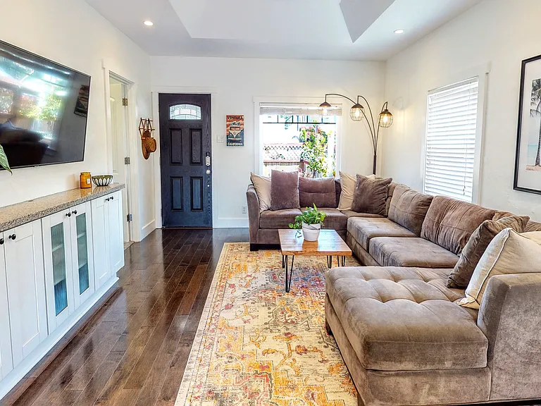 169 S Laurel St — Photo 22