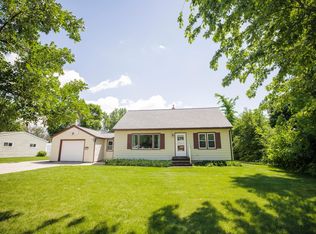 1006 Poughkeepsie Ave, Morris, MN 56267