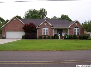 910 Byron Rd, Scottsboro, AL 35769