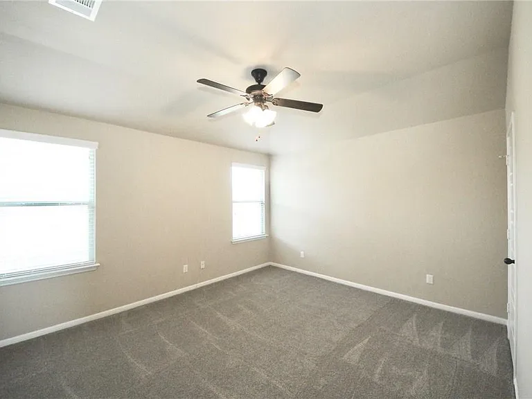 10905 Minter Ct — Photo 6