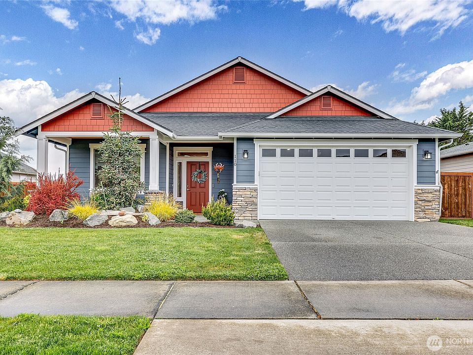 Impeccably maintained home in the highly coveted Olympic Crest Neighborhood.>