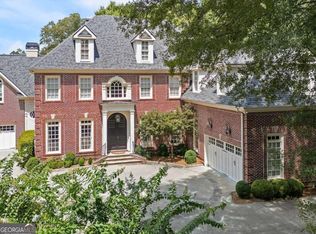 1446 W Wesley Rd NW, Atlanta, GA 30327