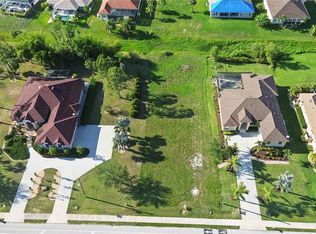 171 Rotonda Blvd E #13, Rotonda West, FL 33947
