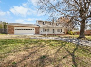 993 Hinkle Ln, Lexington, NC 27295