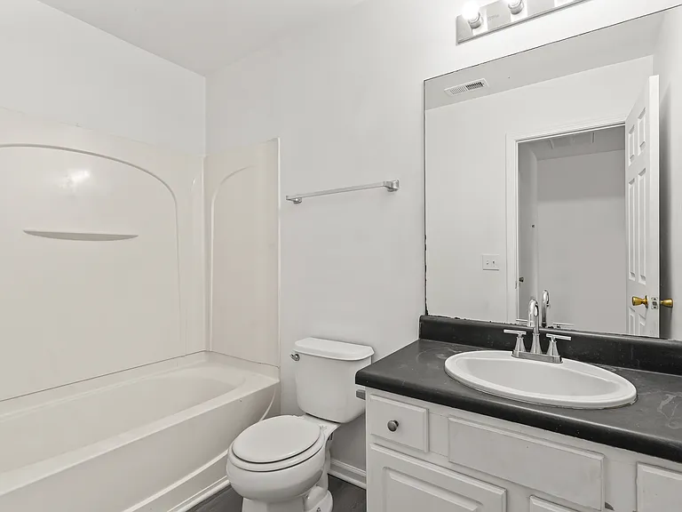 2724 Mulberry Pond Dr — Photo 15