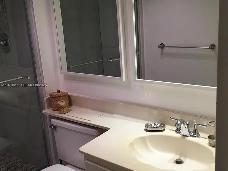 100 Bayview Dr #516 — Photo 27