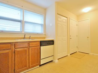 67 Pin Oak Ln, Little Egg Harbor, NJ 08087