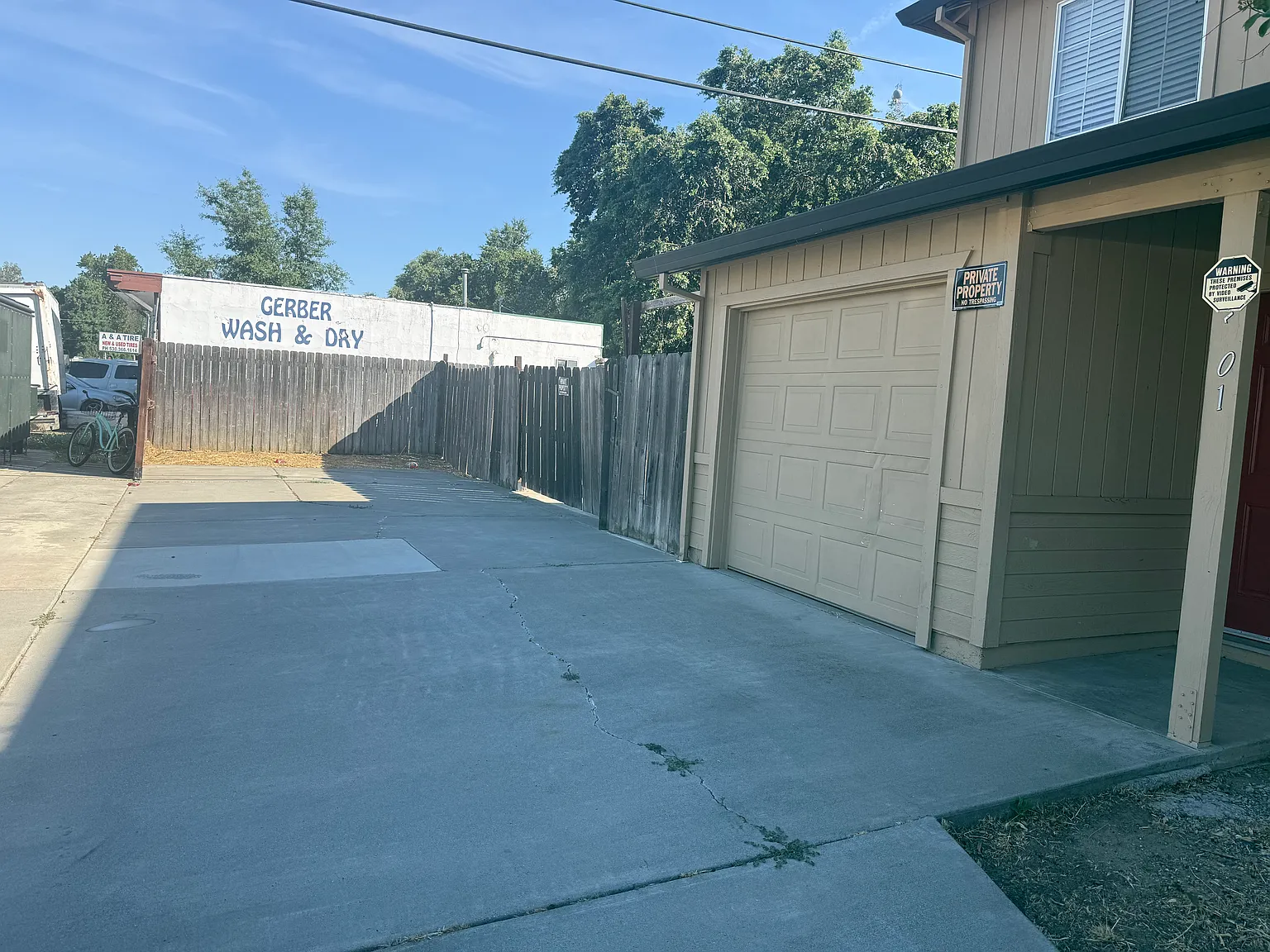 2 bed, 1.5 bath, $1,495 — Photo 2