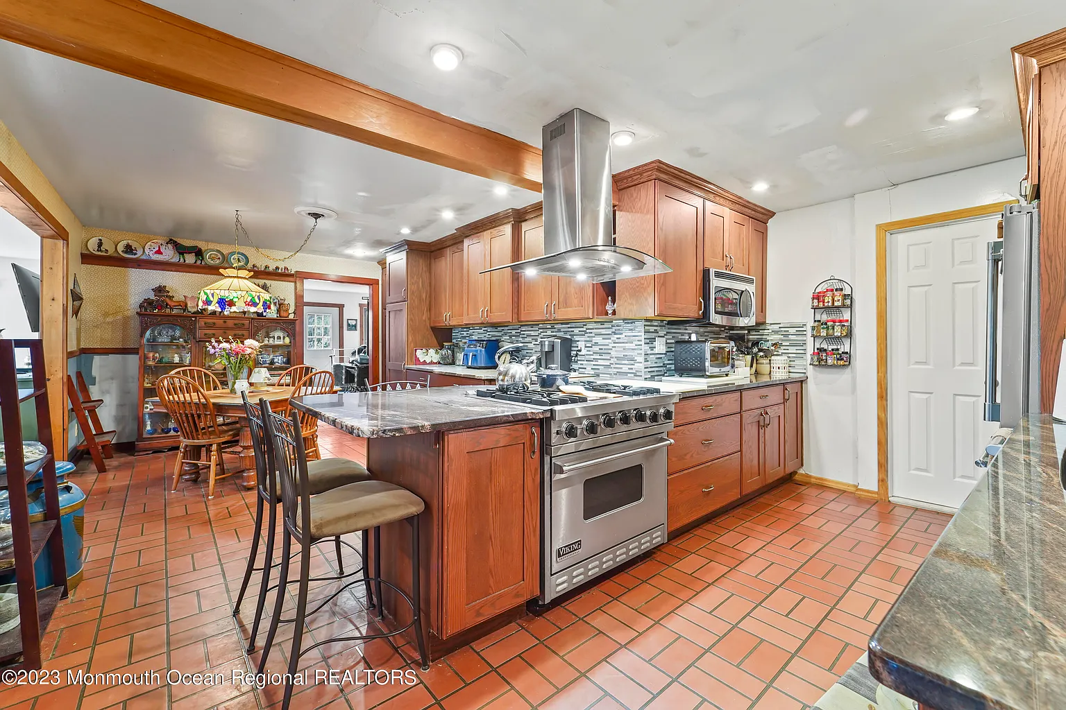 2904 Hurley Pond Road photo 1