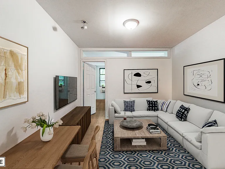 284 E 10th St #3C — Photo 1