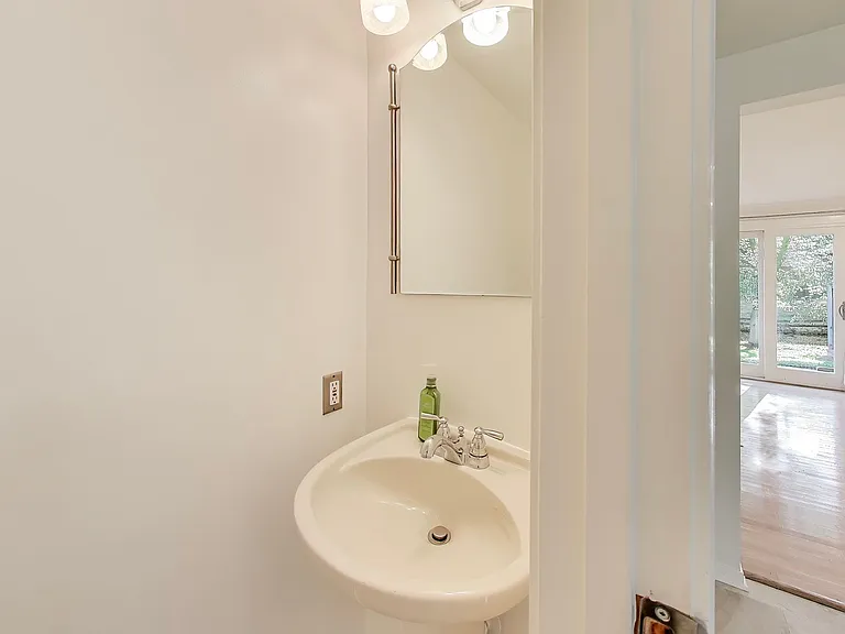 8932 Barrowgate Ct — Photo 8