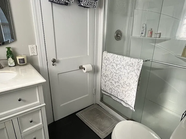 210 N Stafford Ave #2 — Photo 21