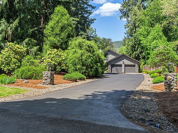 3rd image of 41577 Deerhorn Rd