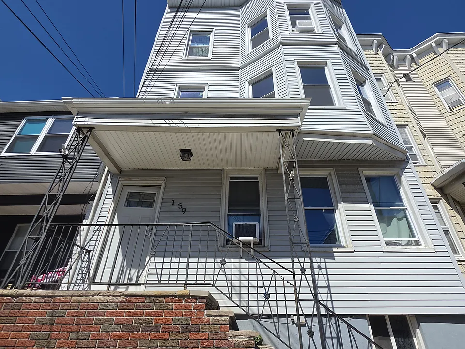 159 Prospect Ave #2R