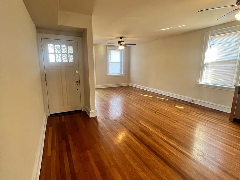 3309 W Grace Street — Photo 2