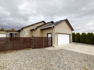 109 NW Romayo Ct, Winston, OR 97496