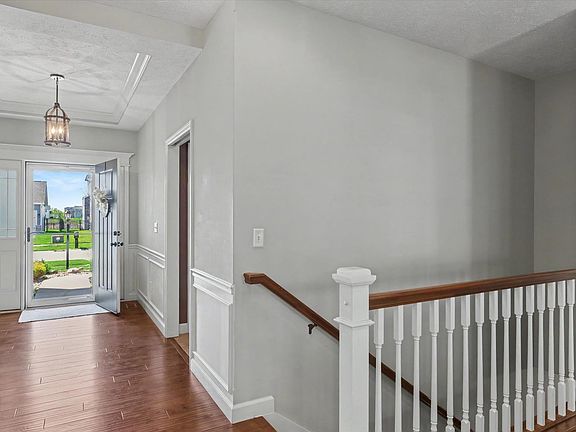 5th image of 312 London Way