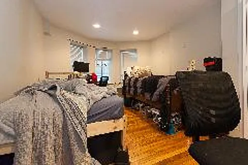 45 Westland Ave #2 Photo 1