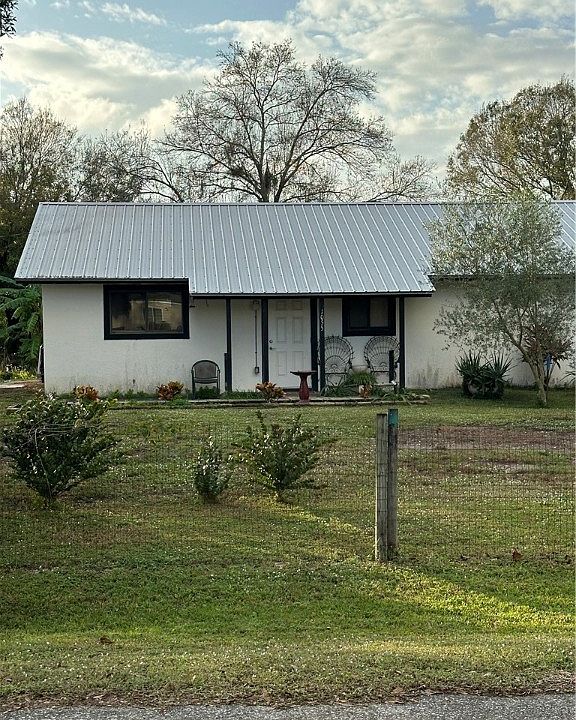 1st image of 1055 Hobble Ln
