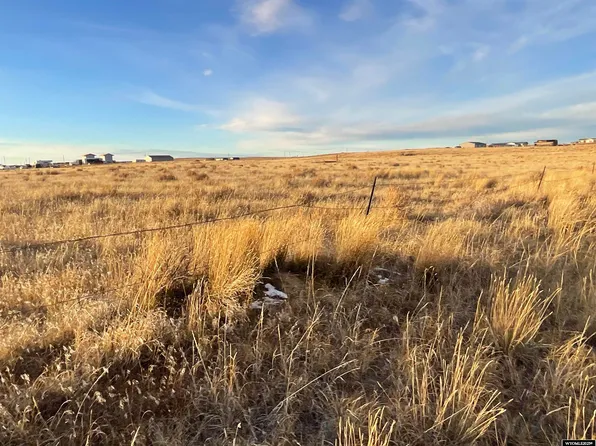 8520 Mohican Rd, Casper, WY 82601