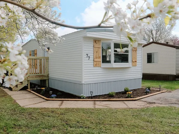 77 Orchard Dr #77, Auburn Hills, MI 48326