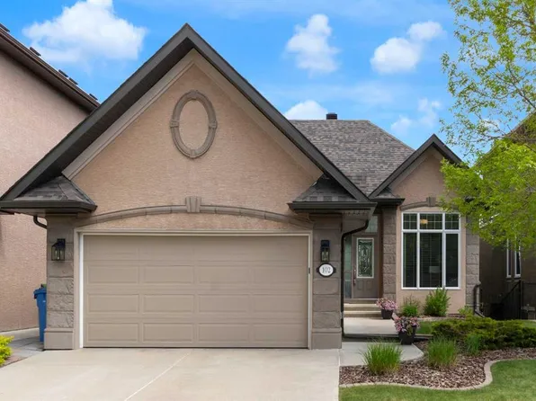 102 W Panatella Cres NW, Calgary, AB T3K 0H4