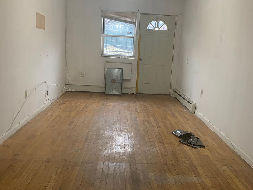 2nd image of 11411 14th Rd APT 1