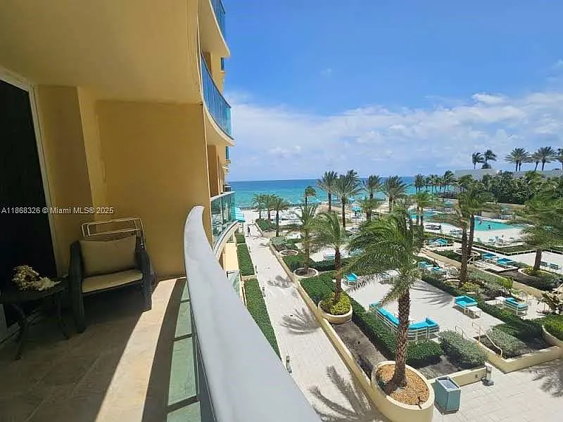 2501 S Ocean Dr #418-202