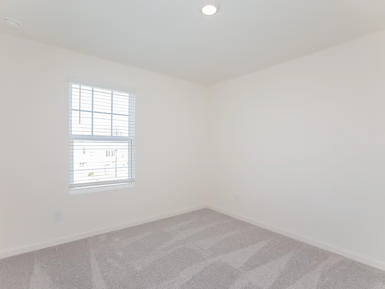 2567 Coventry St SW — Photo 9