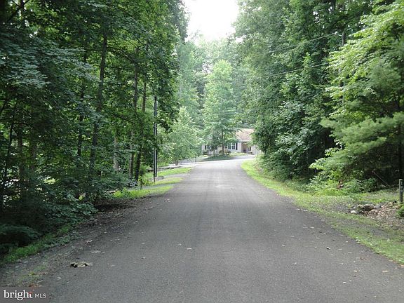 Street View towards Lakeview Pkwy