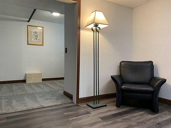 5th image of 821 W Kalamazoo Ave #3