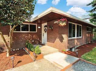 18330 44th Ave W, Lynnwood, WA 98037