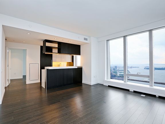 5th image of 252 South St #53A