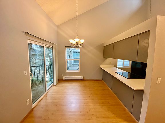 2nd image of 19853 25th Ave NE APT 312