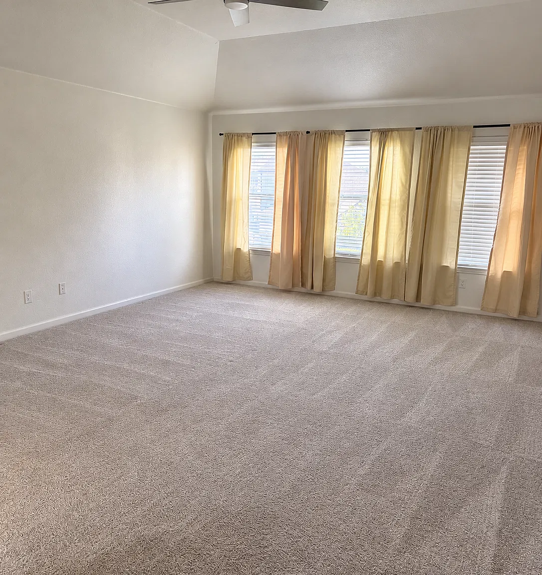 4 bed, 3240 sqft, $2,500 — Photo 4