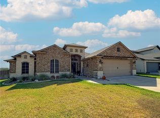 102 Chiman Cir, Portland, TX 78374