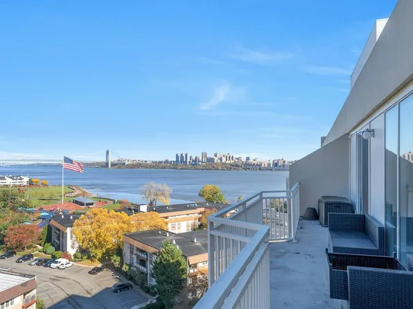 1077 River Road image 24 of 33