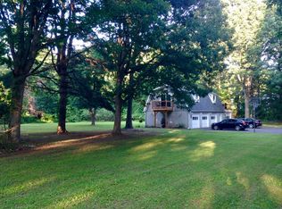 93 Cherry Ln, Doylestown, PA 18901