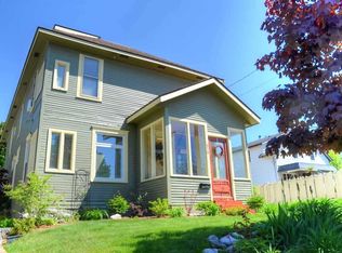213 Fulton St, Petoskey, MI 49770