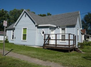 1303 Madison Ave, Charleston, IL 61920