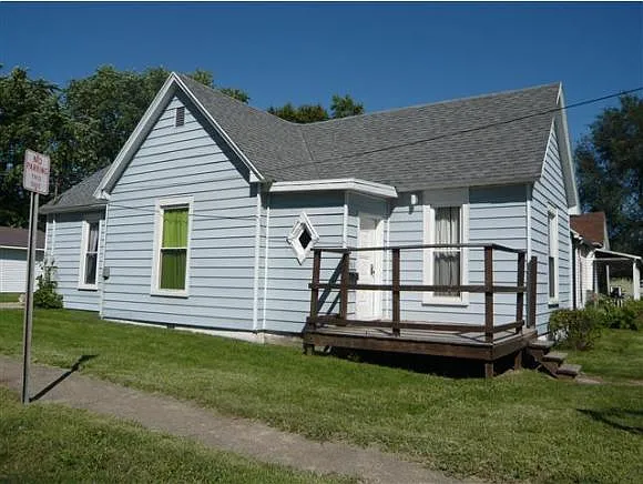 1303 Madison Ave photo 1
