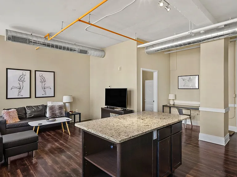 5&15 Apartments — Photo 87