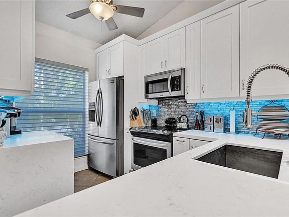 2nd image of 3054 S Oakland Forest Drive #2203