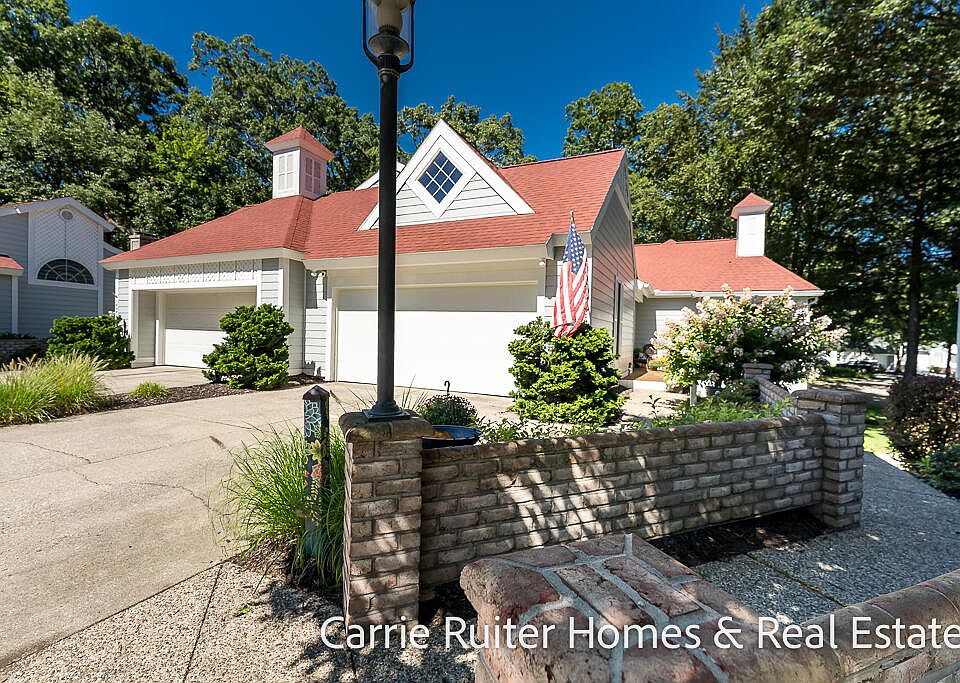 1st image of 16919 Landing Ln