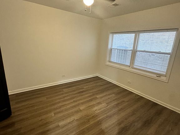 4th image of 4838 S Michigan Ave #2